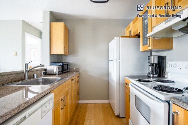 Building Photo - 4093 Abbey Terrace