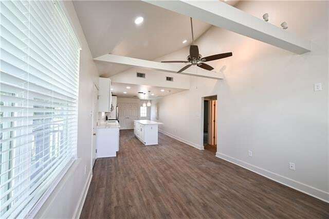 Foto del edificio - 401 Nursery Ave