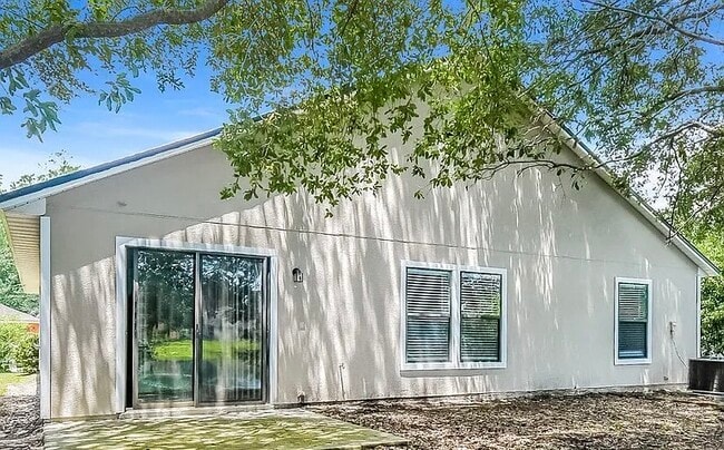 Building Photo - 10220 Rising Mist Ln