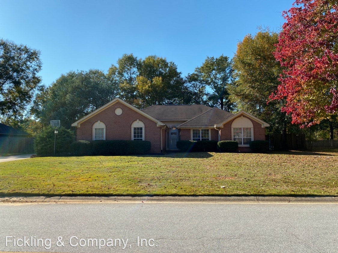 Primary Photo - 3 br, 2 bath House - 304 Doublegate Dr