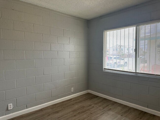 Foto del edificio - 2 Bedroom Condo