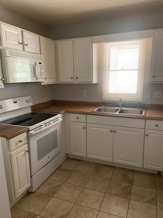 Building Photo - New For Rent in Grayson Valley!