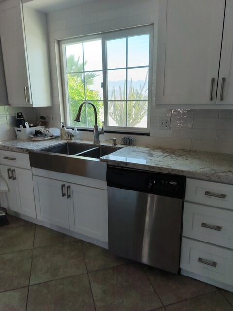 Building Photo - 31340 Desert Palm Dr