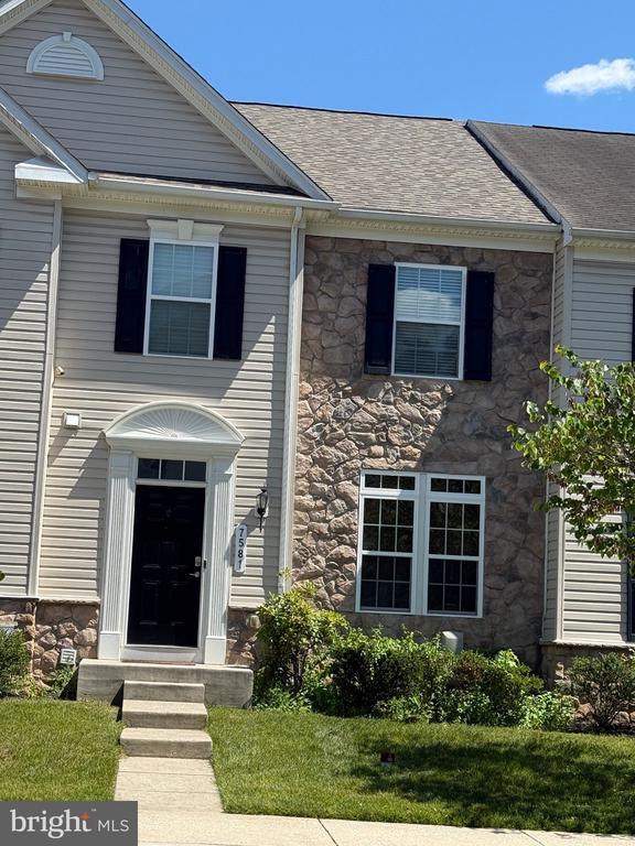 Foto del edificio - 7581 Taunton Ct