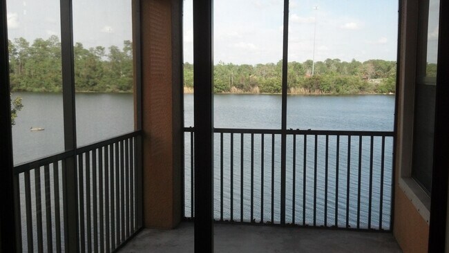 Foto del edificio - ***SMALL PET FRIENDLY***GREAT LOCATION***B...