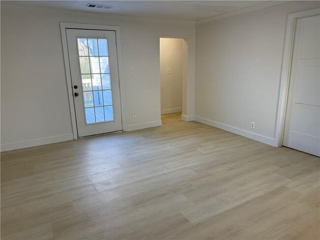 Foto del edificio - 3915 Dahlonega Hwy