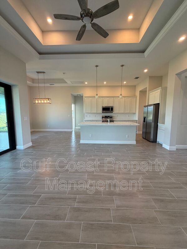 Foto del edificio - 1229 NE 19th Ave