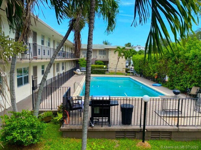 Foto del edificio - 1725 NE 116th Rd