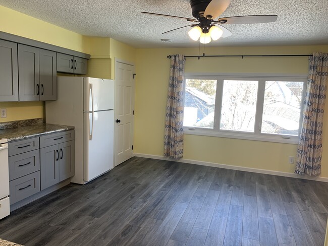 Building Photo - 775 Bayard Ave