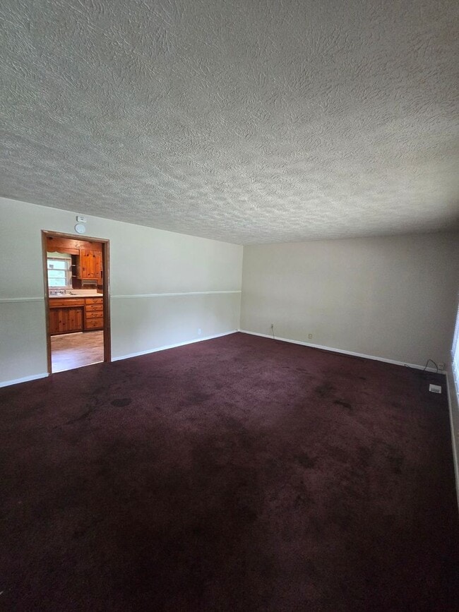 Building Photo - Two Bedroom Duplex located in Lawrence Township near Shadeland and 48th St