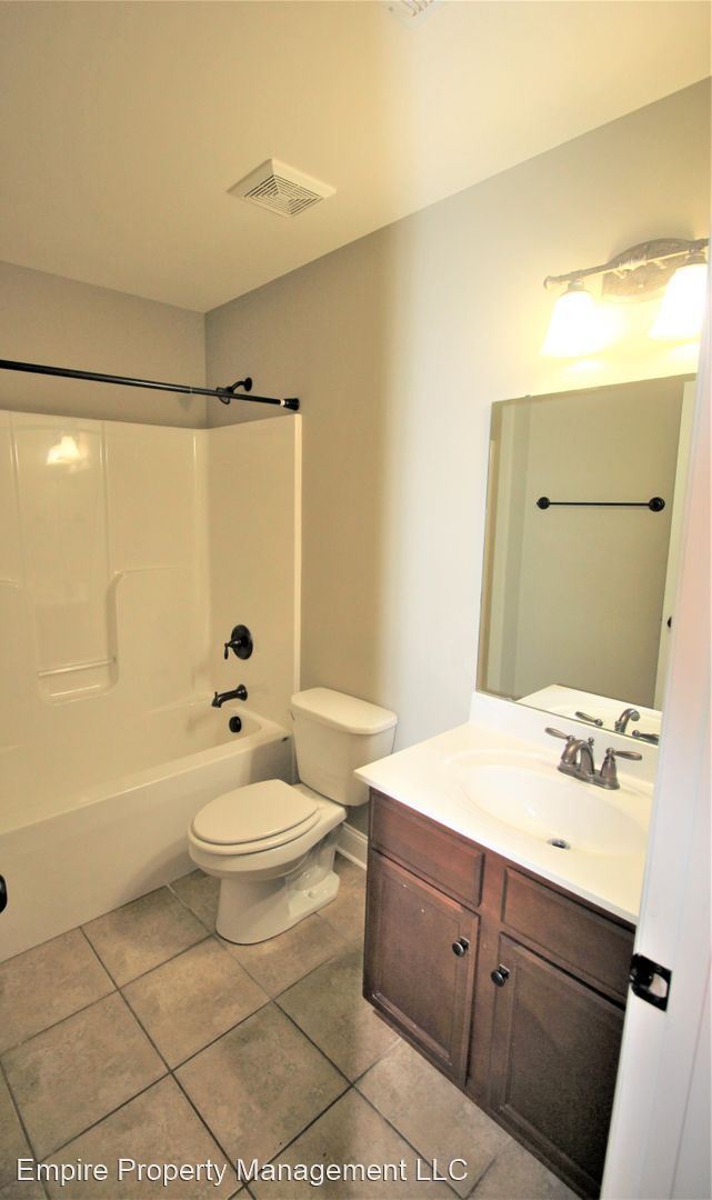 Building Photo - 3 br, 2 bath House - 10 Buckeye Lane