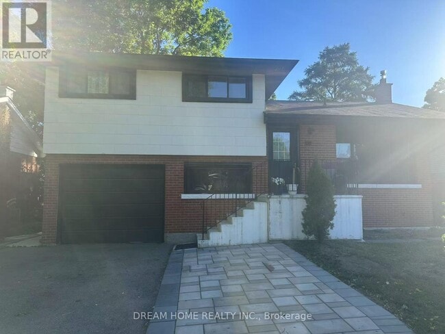 Building Photo - 178 Columbia Dr