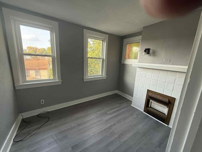 Building Photo - 2 Bedroom apartment for rent!  Located in ...
