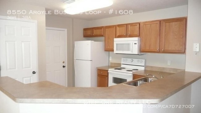 Foto del edificio - 8550 Argyle Business Loop