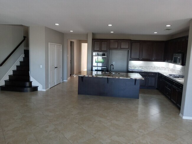 Foto del edificio - 34368 Coppola St