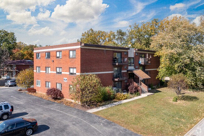 Building Photo - 8650 S 84th Ct