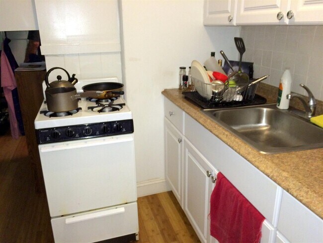 Building Photo - 60 Otis St