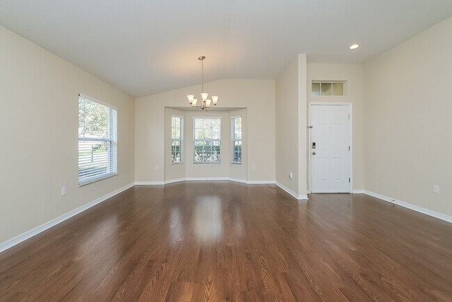 Foto del edificio - 18254 Cypress Bay Pkwy