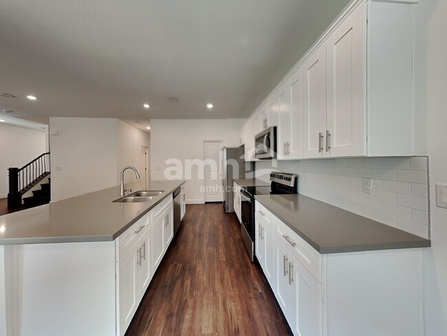 Building Photo - 4844 Blushing Star St