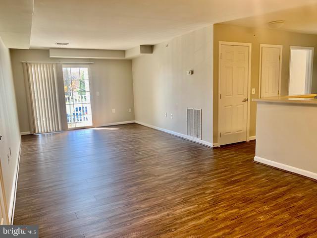 Building Photo - 503 Garrison Woods Dr