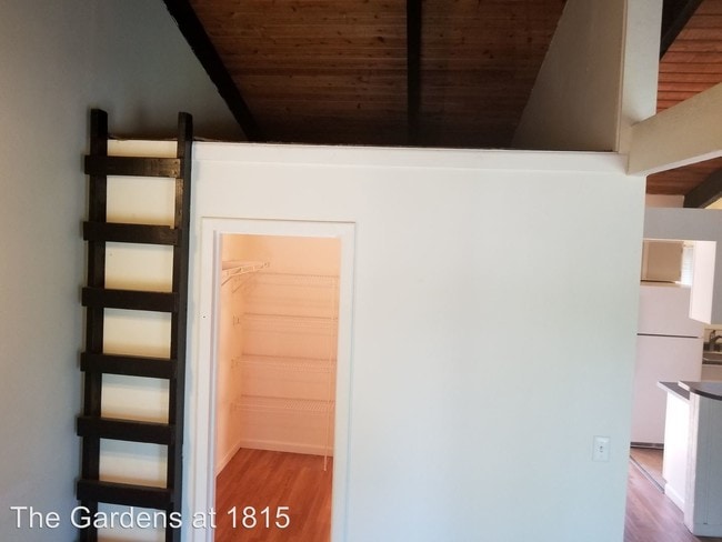 Building Photo - 1815 N Hutchinson Rd