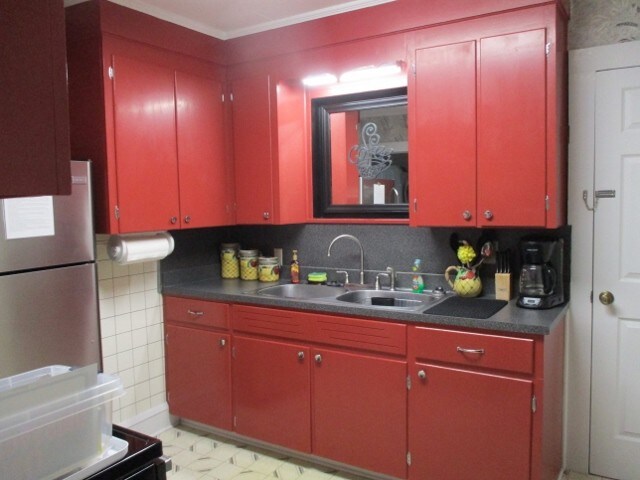 Cocina - 1327 Atkinson St