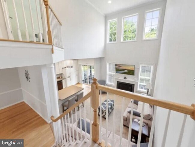 Building Photo - 606 Turnberry Ct