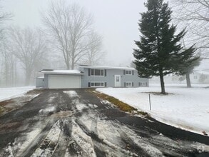 Building Photo - 152671 Cloverland Ln