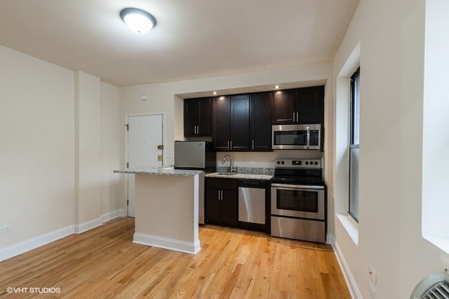 Foto del edificio - 1430 N Dearborn Pkwy