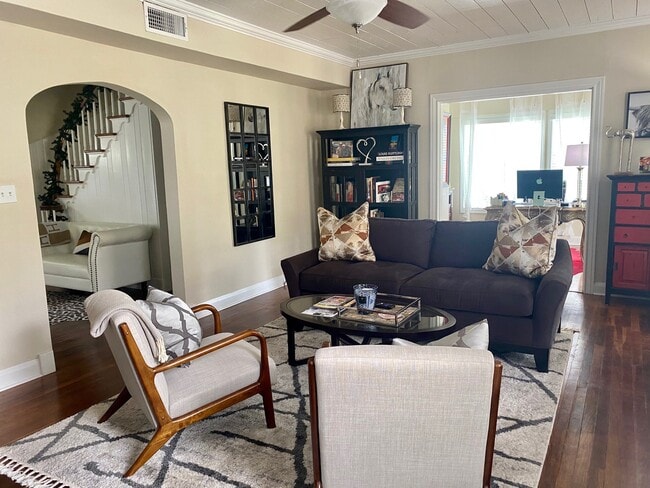 Building Photo - 693 N 23rd St