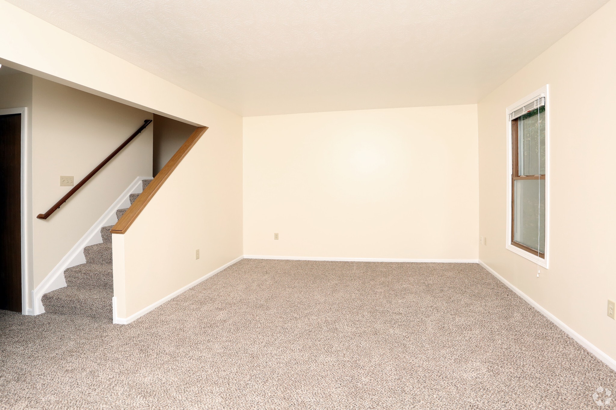 Condos on Gurley – D -" Inner" Town Home