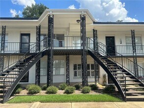 Building Photo - 4009 Old Shell Rd