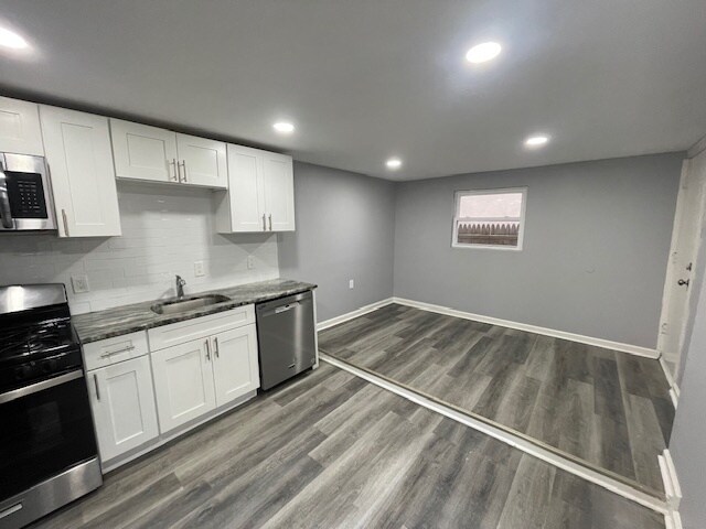 Foto del edificio - 2739 W Montgomery Ave