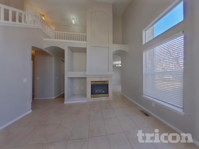 Building Photo - 10893 Bullock Ct