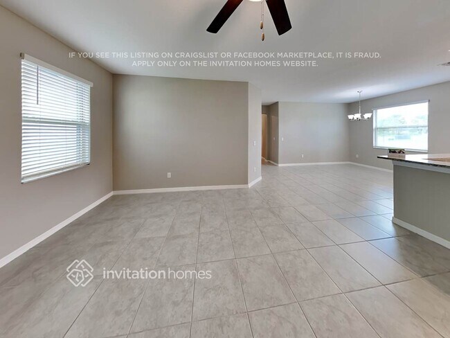 Foto del edificio - 9647 Flourish Dr
