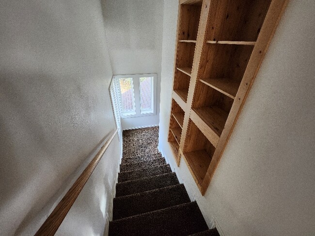 Building Photo - 3343 Fugarwe Ct