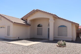 Building Photo - 2844 Cabo Villano Dr