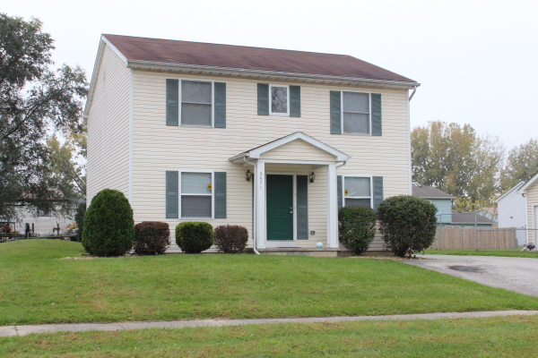 Primary Photo - 1131 North Byrne (MAIN)