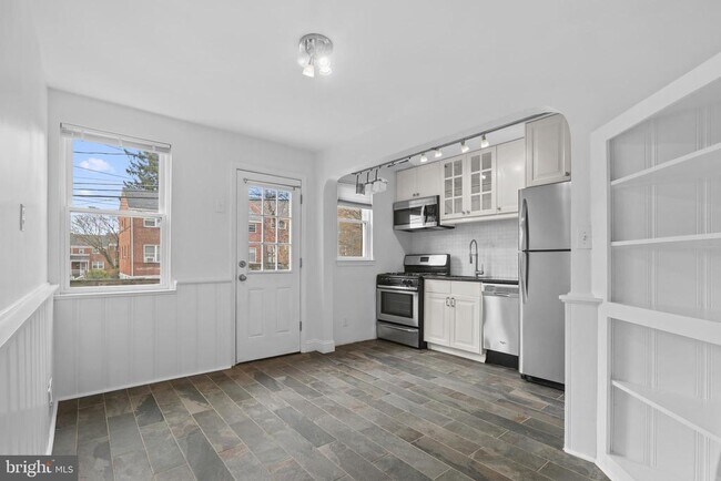 Foto del edificio - 227 Willow Ave