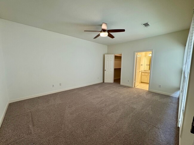 Building Photo - 11862 Taylorcrest Rd