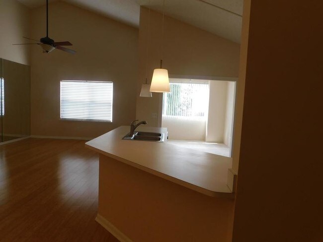 Building Photo - 15215 Amberly Dr