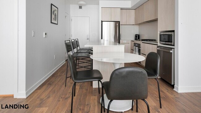 Foto del edificio - 1320 4th St NE