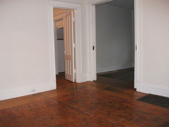 Building Photo - 311 Milton Avenue