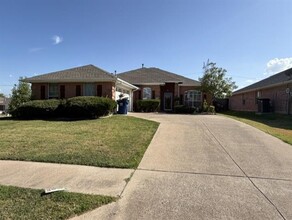 Building Photo - 3612 Cedar Creek Ln