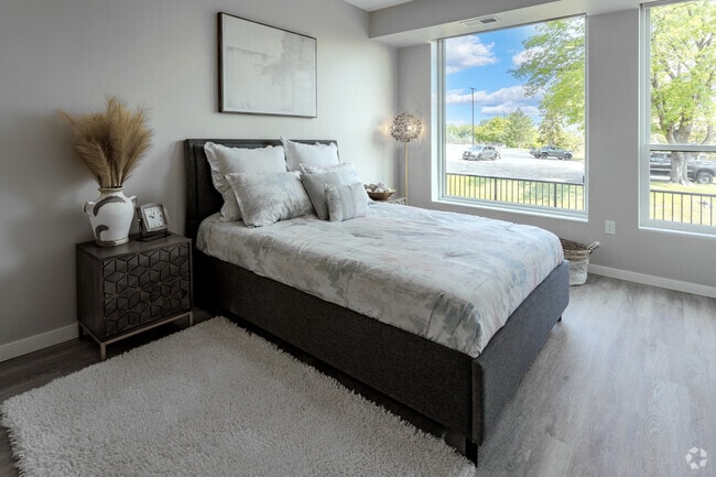 1BR, 1BA - Aquila - Townline Apartments (new)