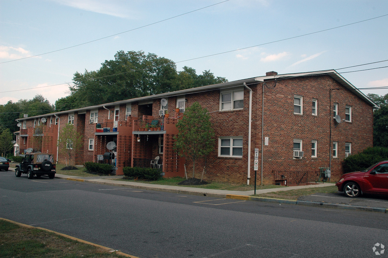 Foto principal - Colletti Terrace Apartments