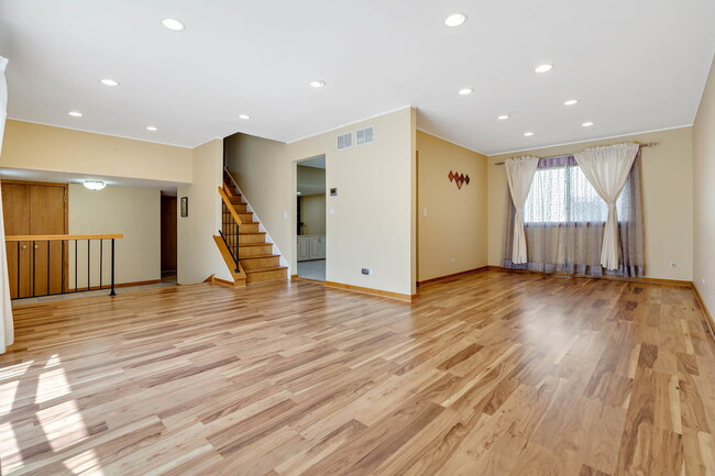 Foto del edificio - 809 Orleans Pl