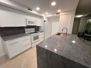 Building Photo - 4878 NW 97th Pl