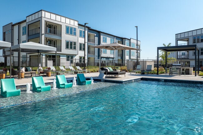 Building Photo - Trinity Sherman