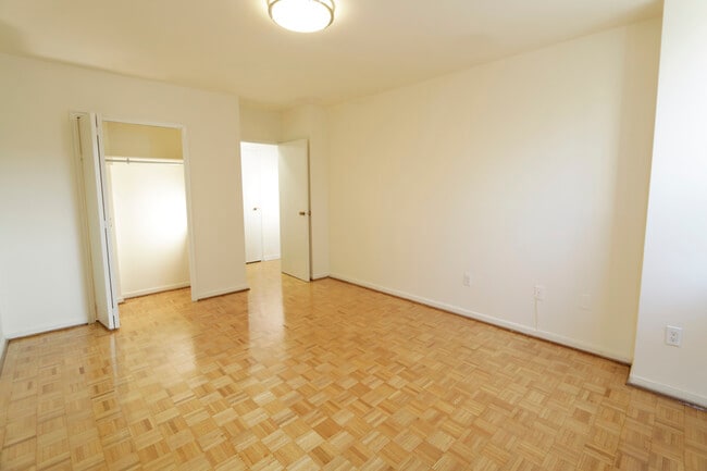 Bedroom - The Delisle Place
